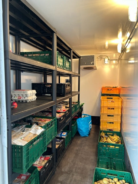 XL PKW Kühlanhänger Innen 3,4m x 1,5m x 2m 6°C MIETEN