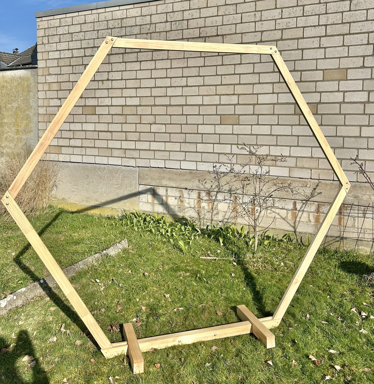 Traubogen Hexagon, Holz MIETEN Hochzeit Trauung
