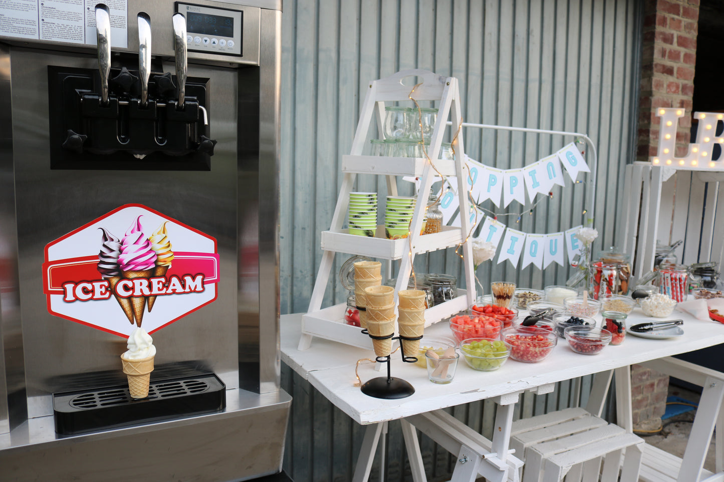 Bild von Frozenjogurt- oder Softeis-Bar Komplettpaket 100 Personen MIETEN