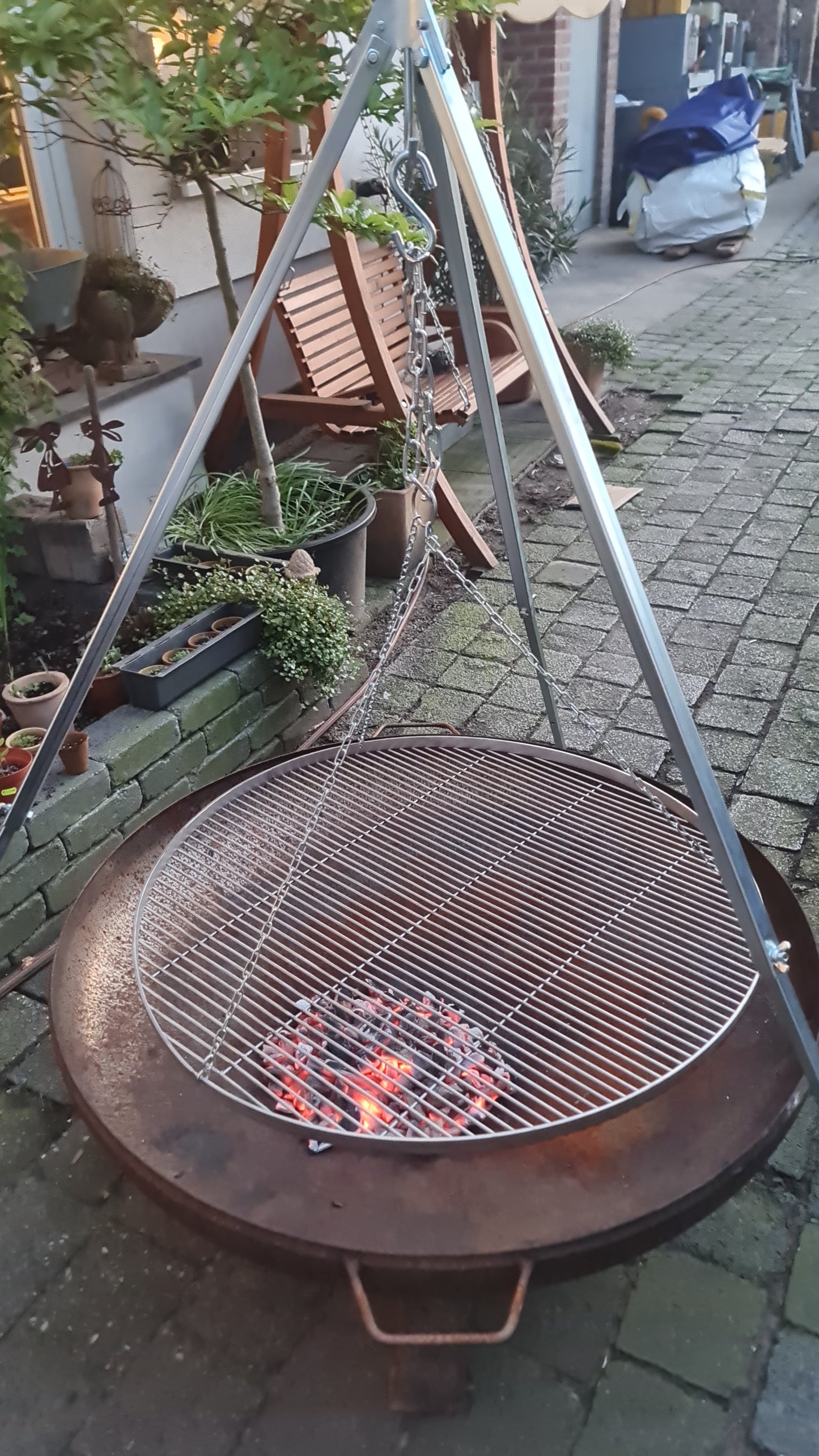 Schwenkgrill inkl. 1m Feuerschale MIETEN