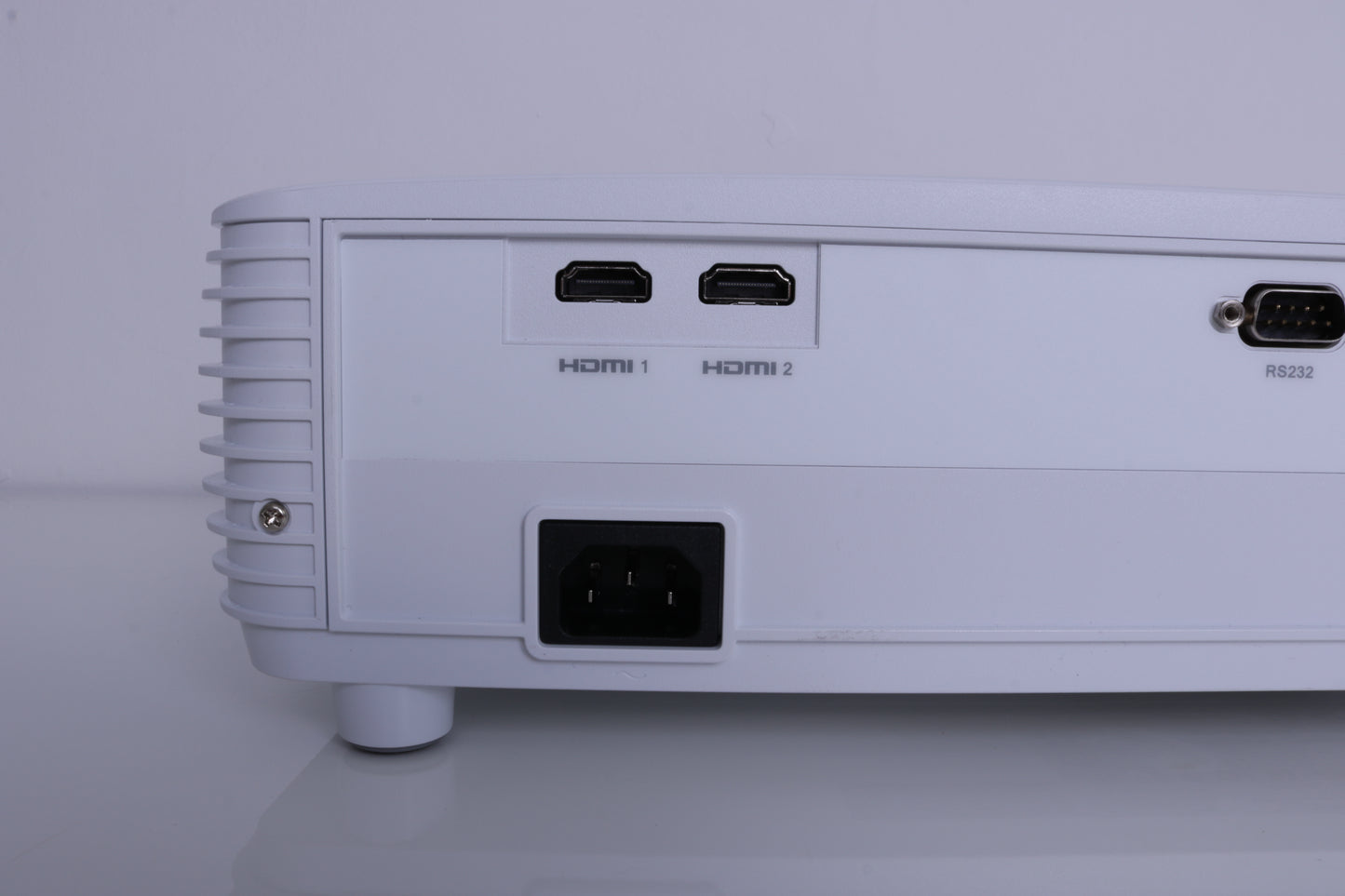 Heimkino Beamer 4K UHD 240 Hz MIETEN