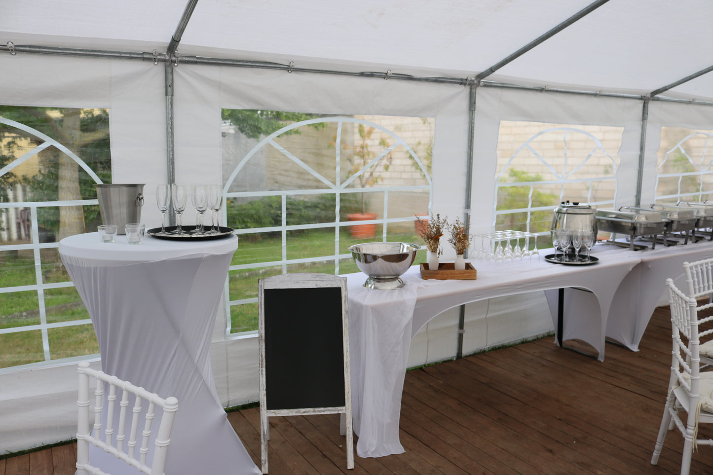 Kleine Aufstelltafel, einseitig (Kreide beschreibbar) MIETEN