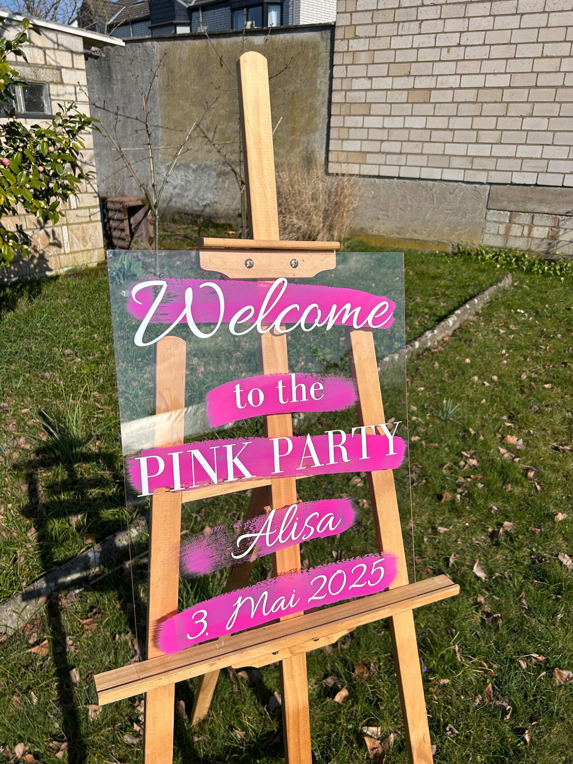 Bild von Individuelles Acrylschild Groß (Wunschtext+Farbe) MIETEN 