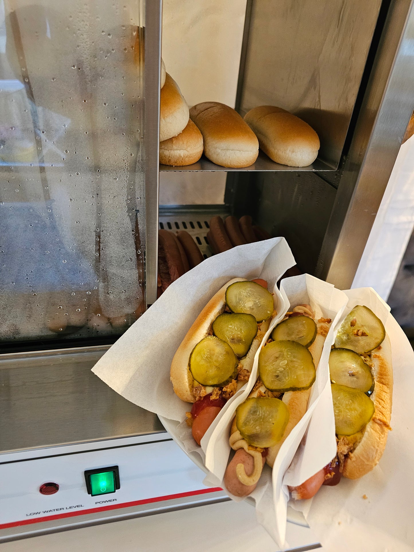 Hot-Dog Ofen für Würstchen & Brötchen  MIETEN