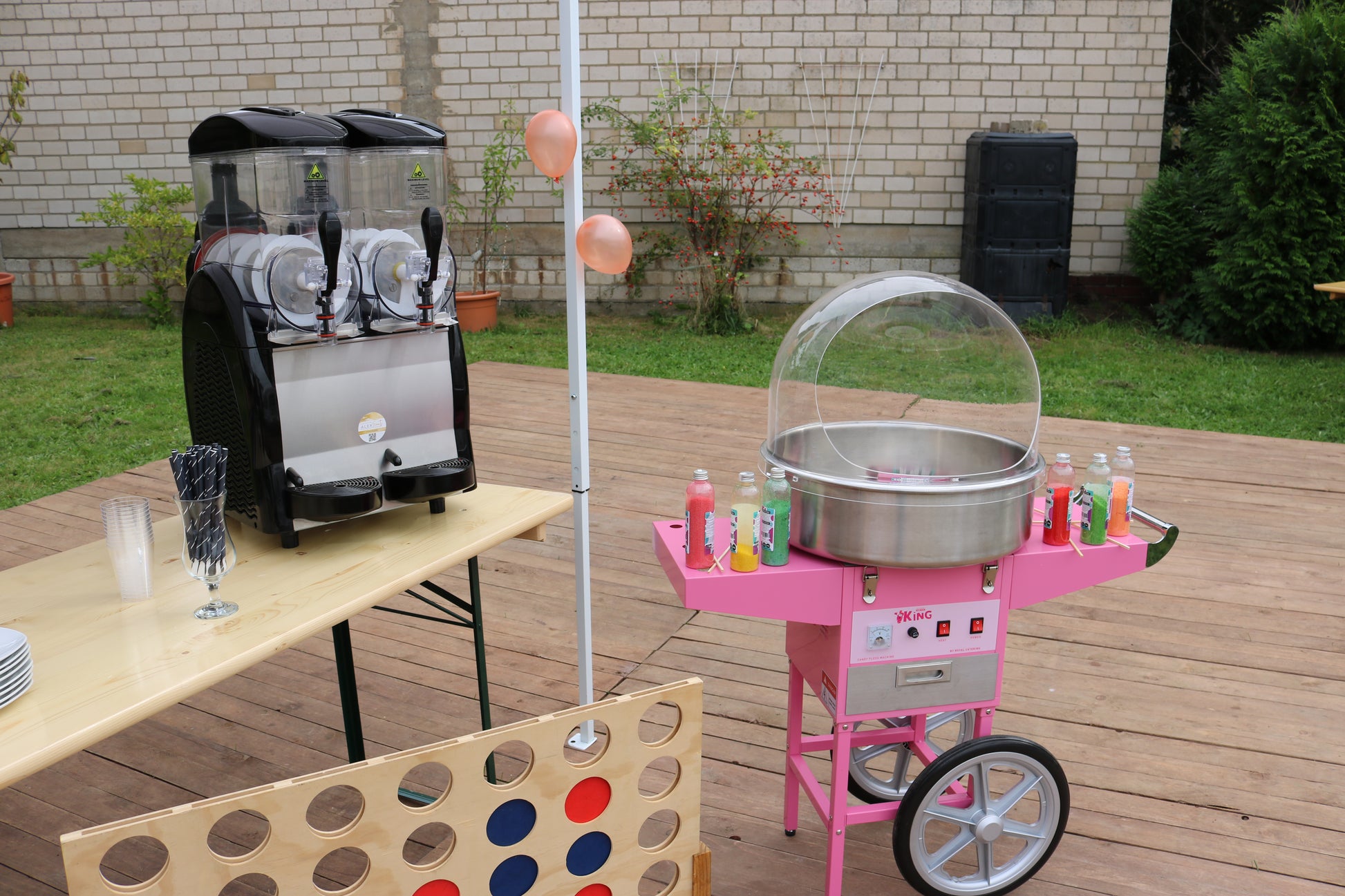 Bild von Zuckerwattenmaschine mit Wagen MIETEN 