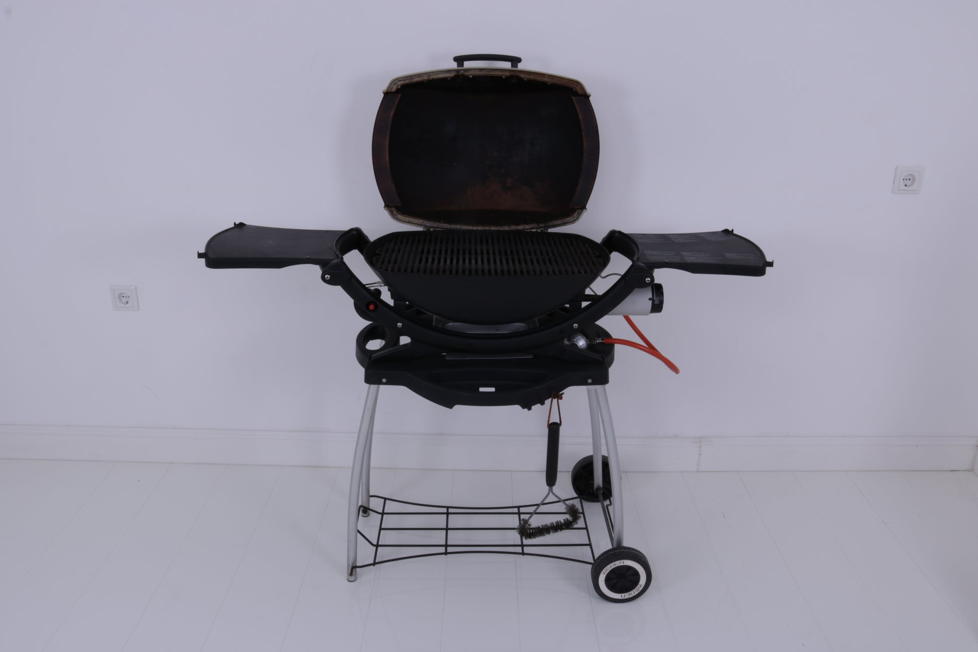 Bild von Gasgrill (nur mit Grillschalen verwendbar) MIETEN BBQ Grillparty grillen