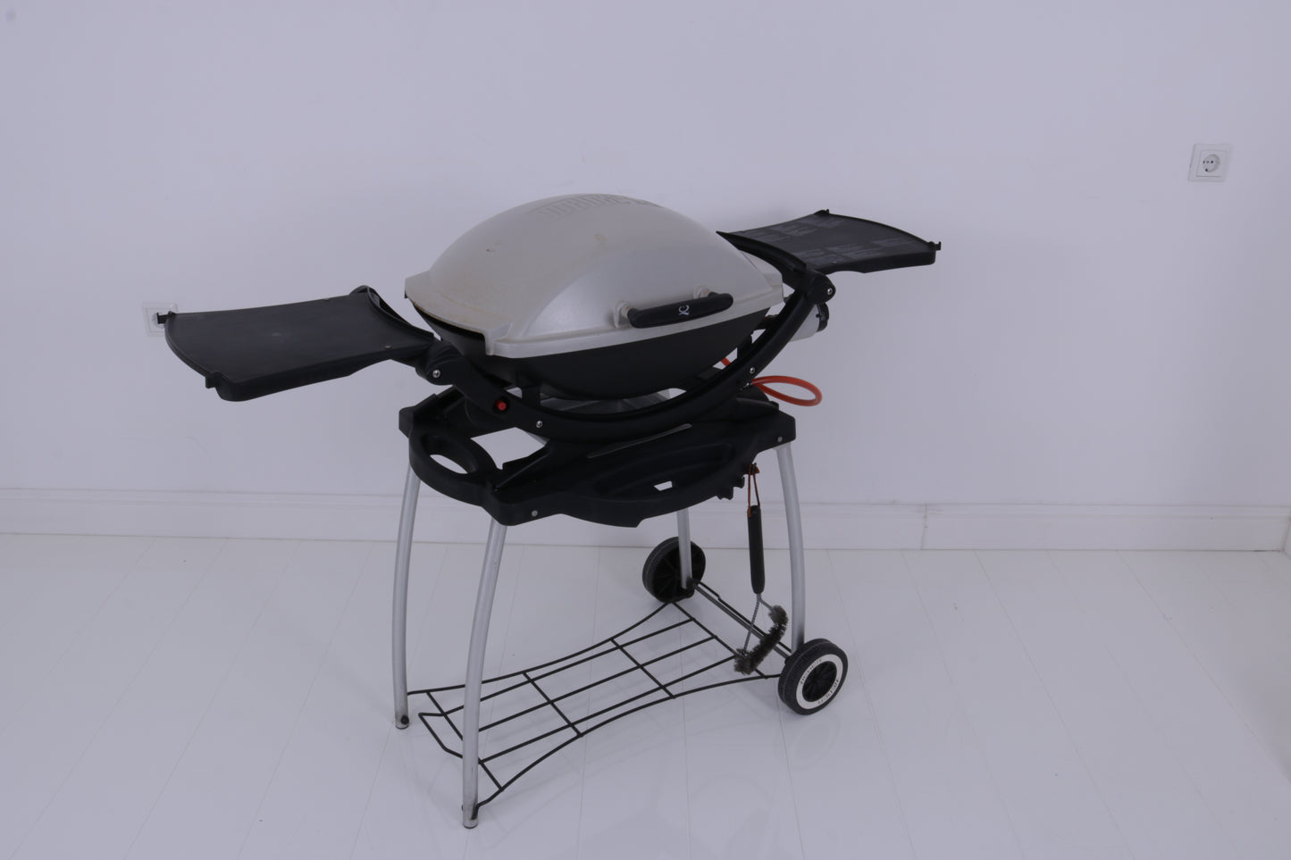 Gasgrill (nur mit Grillschalen verwendbar) MIETEN BBQ Grillparty grillen