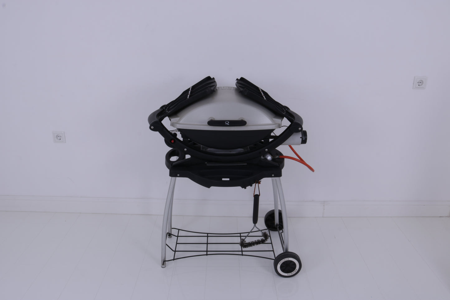 Gasgrill (nur mit Grillschalen verwendbar) MIETEN BBQ Grillparty grillen