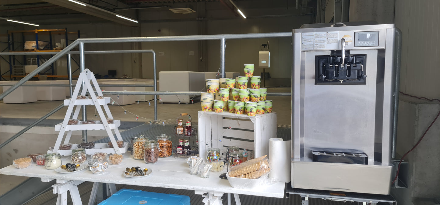 Frozenjogurt- oder Softeis-Bar Komplettpaket 180 Personen MIETEN