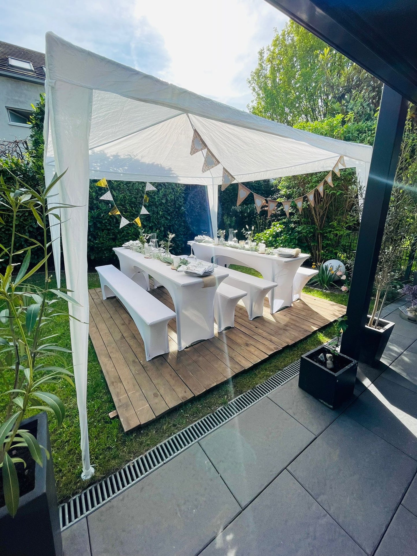 Hussen f. Bierzeltgarnitur (Weiß) 2. Wahl, Gereinigt** MIETEN