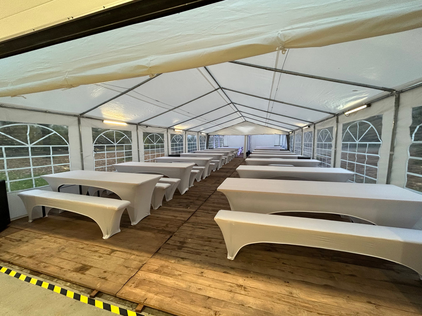 Hussen f. Bierzeltgarnitur breit (Weiß) 2. Wahl, Gereinigt** MIETEN