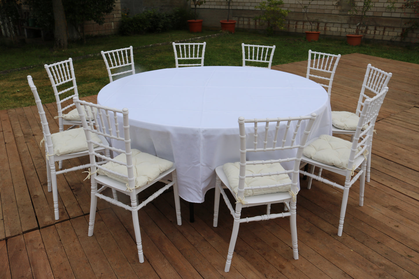 Banketttisch Tisch Rund 180cm (10 Personen) MIETEN Hochzeit Runder Tisch