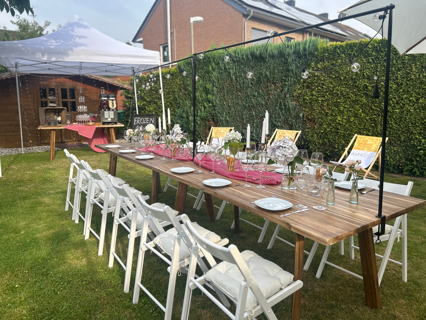 Bild von Esstisch Massivholz 180cm x 90xm (6/8 Personen) MIETEN Tisch Rustikal Hochzeit 