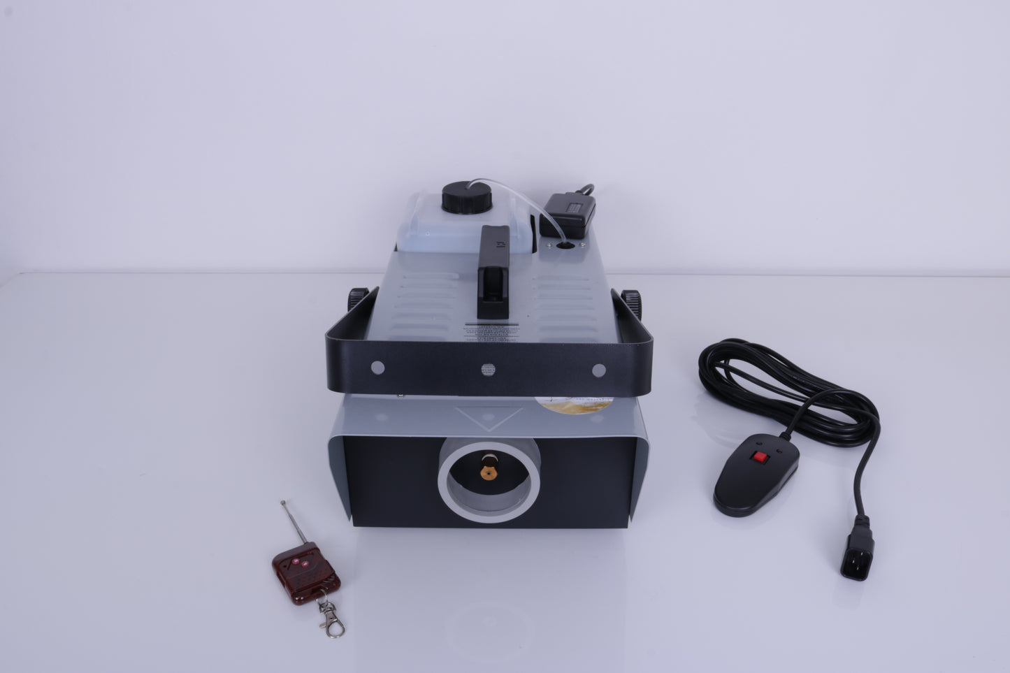 Professionelle Nebelmaschine 1200 Watt inkl. Fluid MIETEN