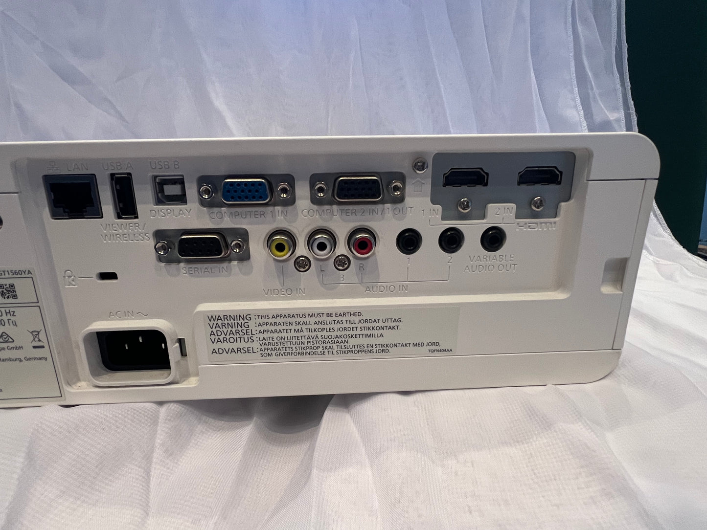 Beamer für Präsentationen / Office Büro MIETEN