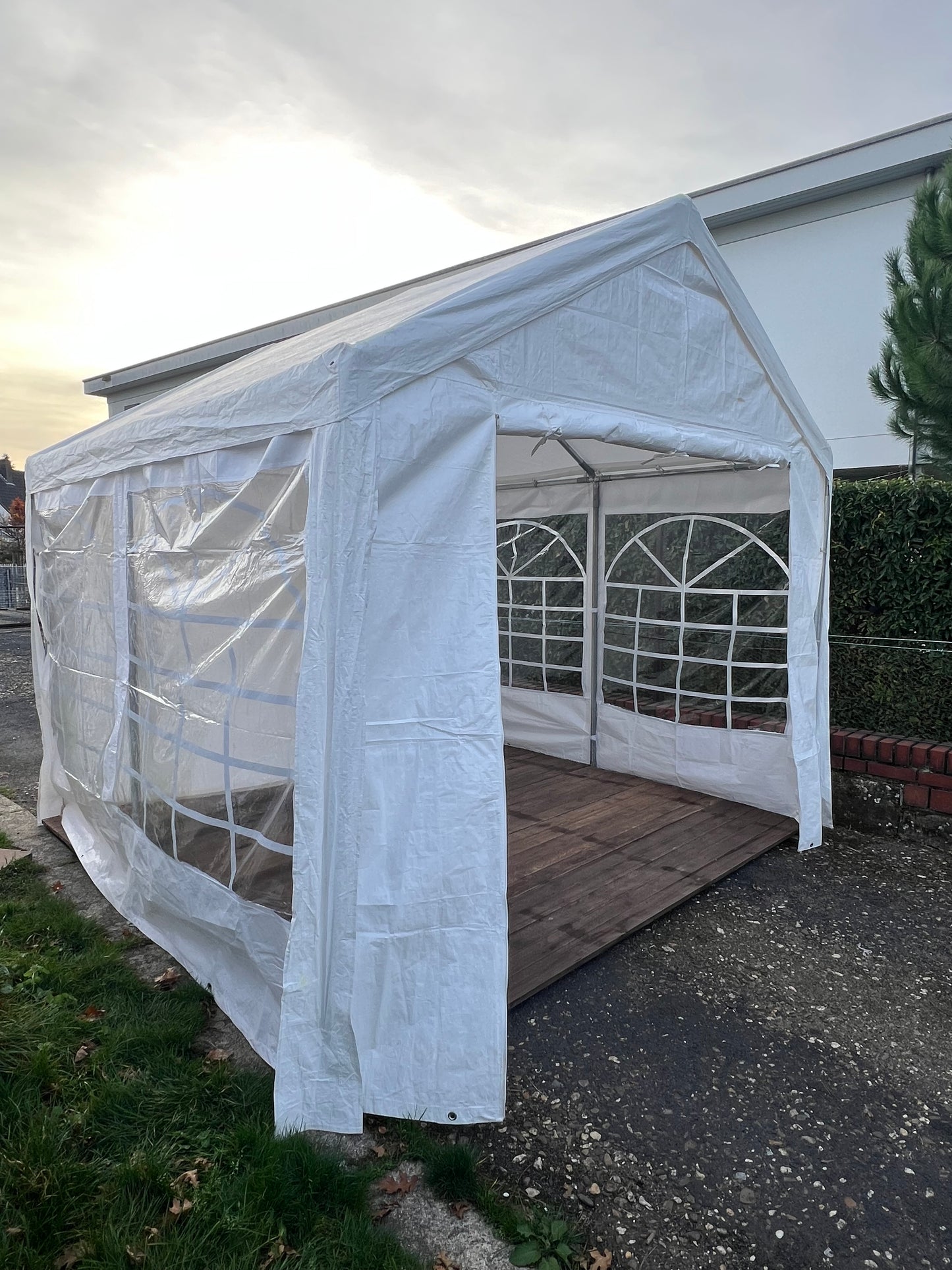 Professionelles Festzelt 3m x 3m MIETEN Partyzelt Pavillon Zelt Zeltbau