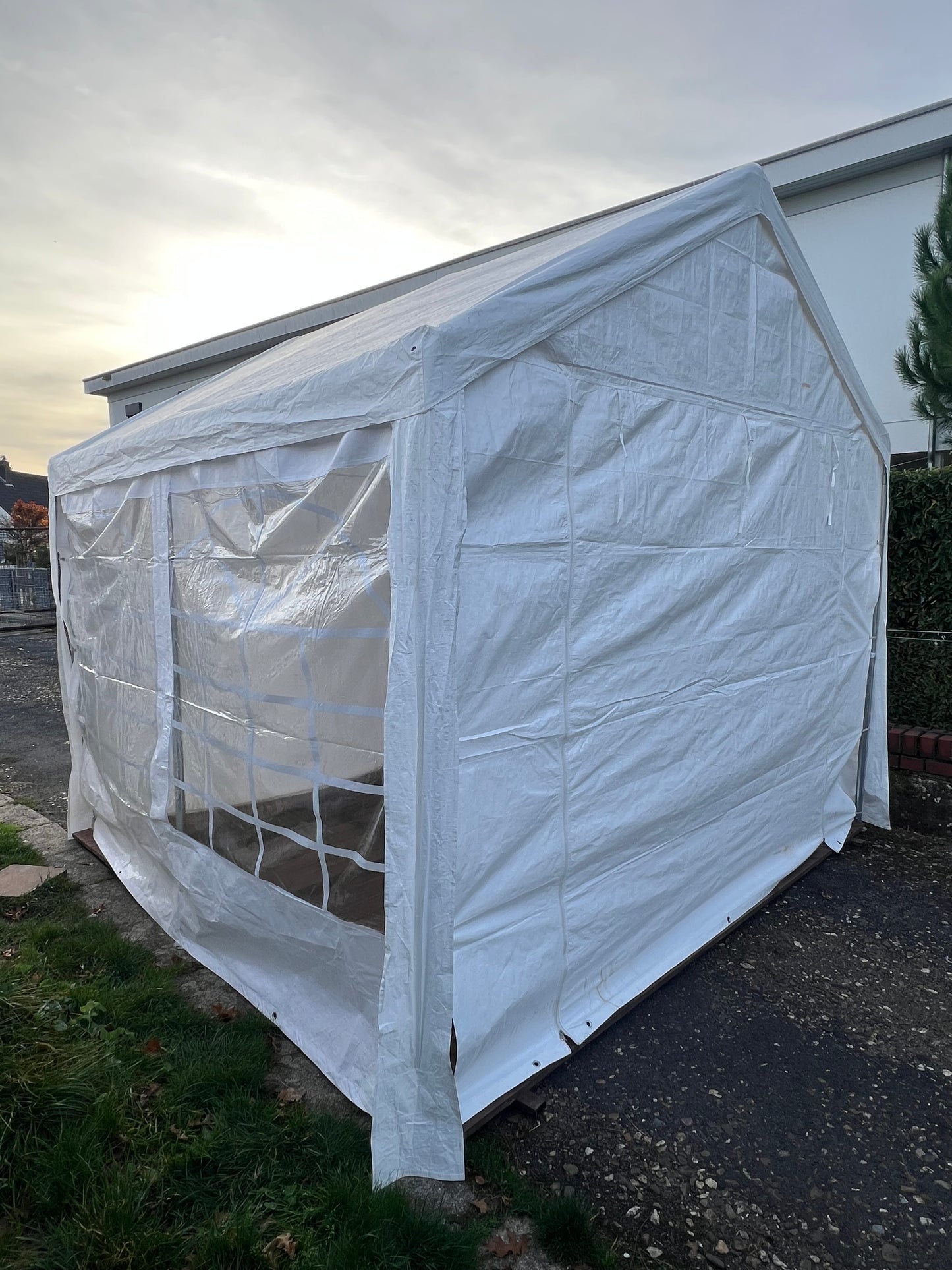 Professionelles Festzelt 3m x 3m MIETEN Partyzelt Pavillon Zelt Zeltbau